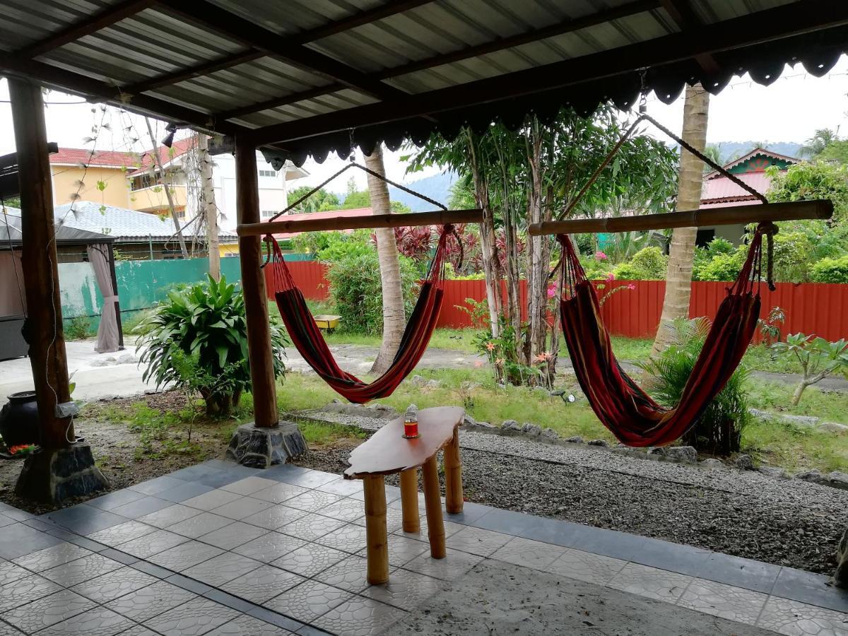 Sabandy Guesthouse 쿠아 외부 사진